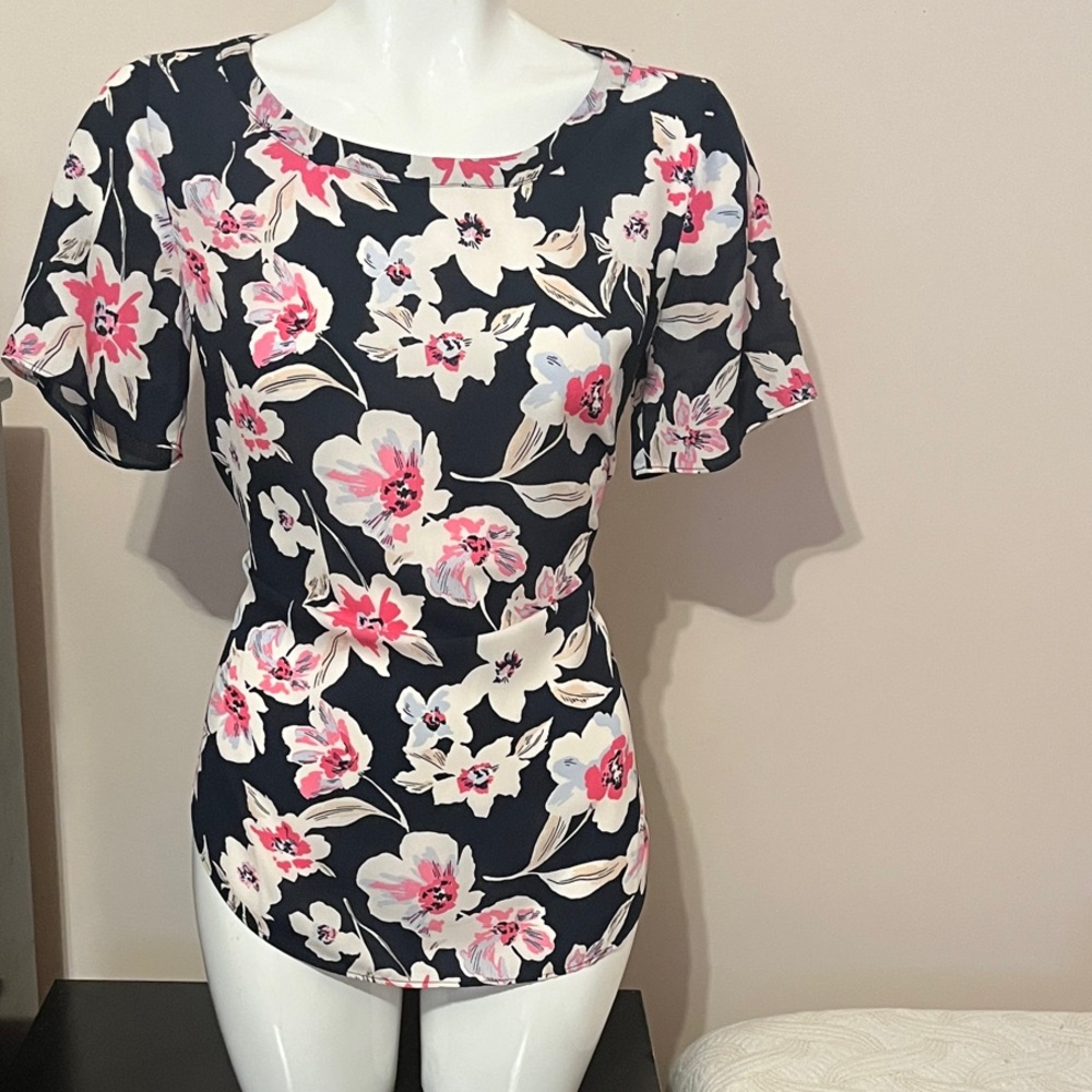 Banana Republic Black Floral Short Sleeve with Pink & Cream Blooms